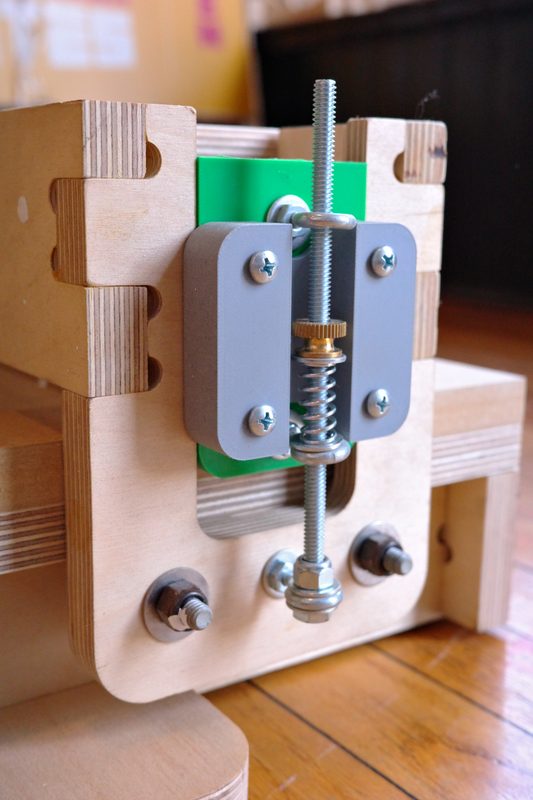 Press head mechanism